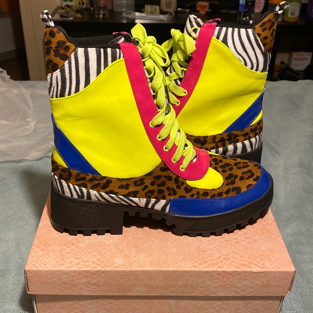 Cape Robbin boots